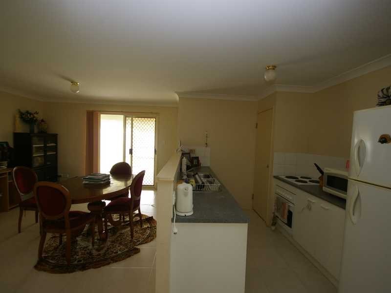 20 Columbia Drive, Beachmere QLD 4510