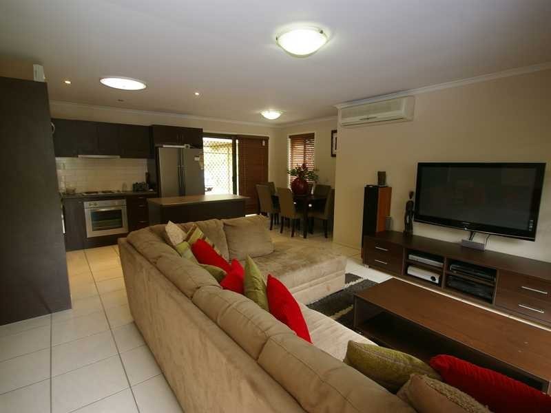 18 Grace Street, Beachmere QLD 4510