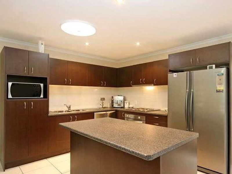 18 Grace Street, Beachmere QLD 4510