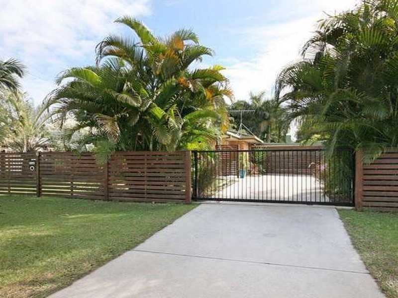 18 Grace Street, Beachmere QLD 4510