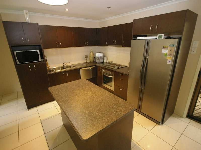 18 Grace Street, Beachmere QLD 4510