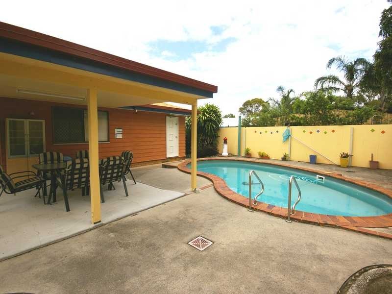 11 Sandpiper Street, Beachmere QLD 4510