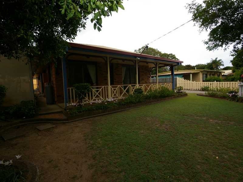 11 Sandpiper Street, Beachmere QLD 4510