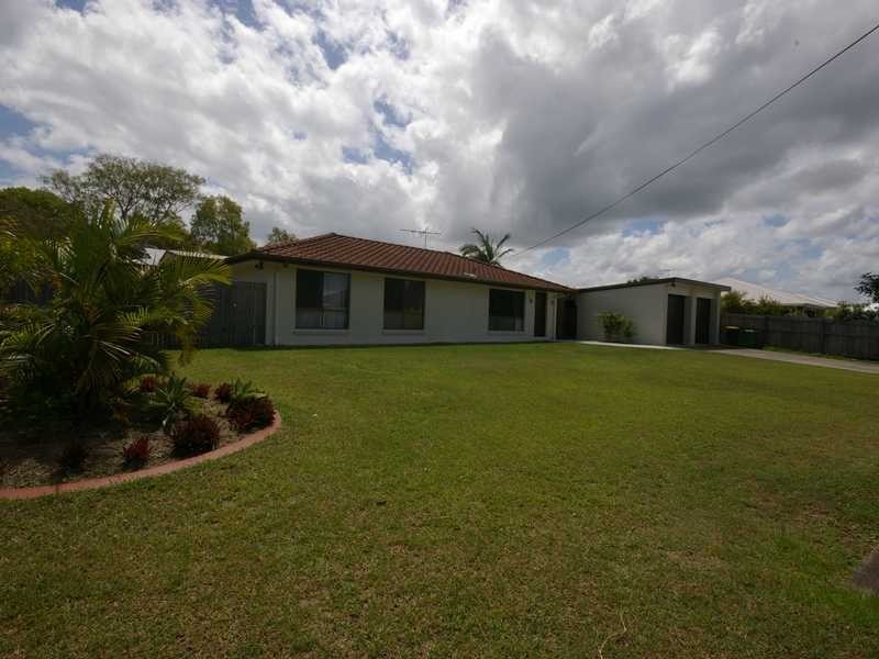 42 Moatah Drive, Beachmere QLD 4510