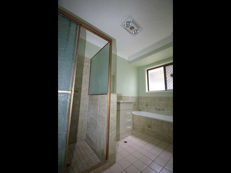 42 Moatah Drive, Beachmere QLD 4510