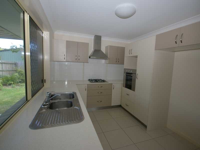 Unit 4/143 Bishop Road, Beachmere QLD 4510