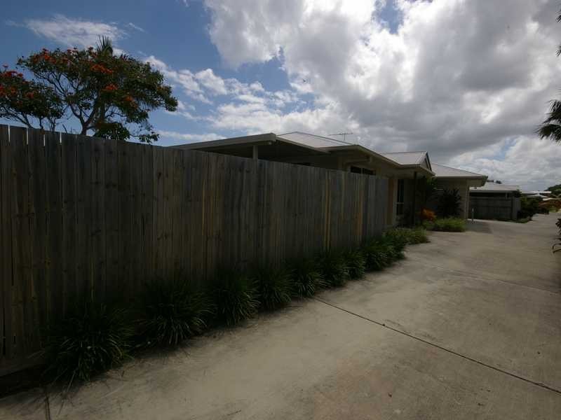 Unit 4/143 Bishop Road, Beachmere QLD 4510