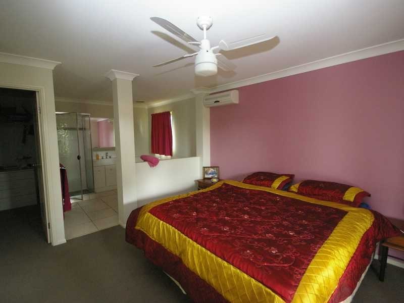 1 Adam Court, Beachmere QLD 4510