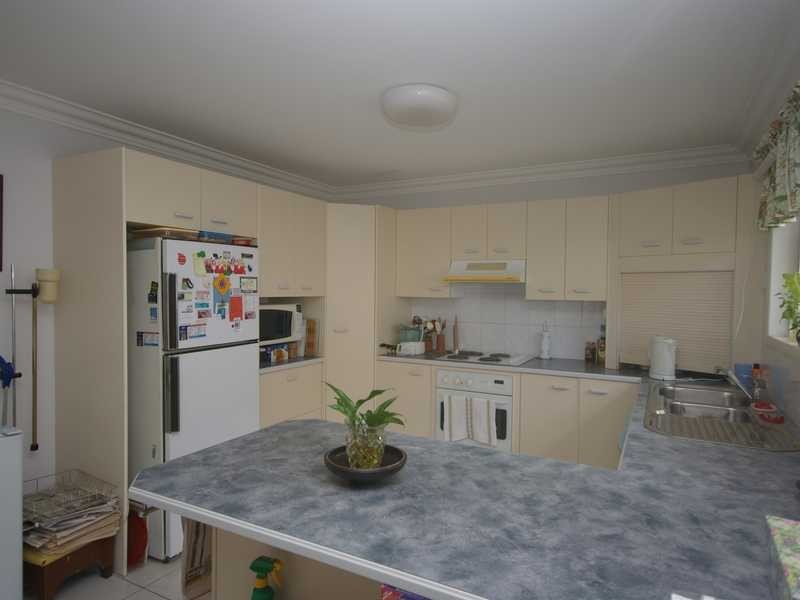 Villa 2/9 Botany Crescent, Banksia Beach QLD 4507
