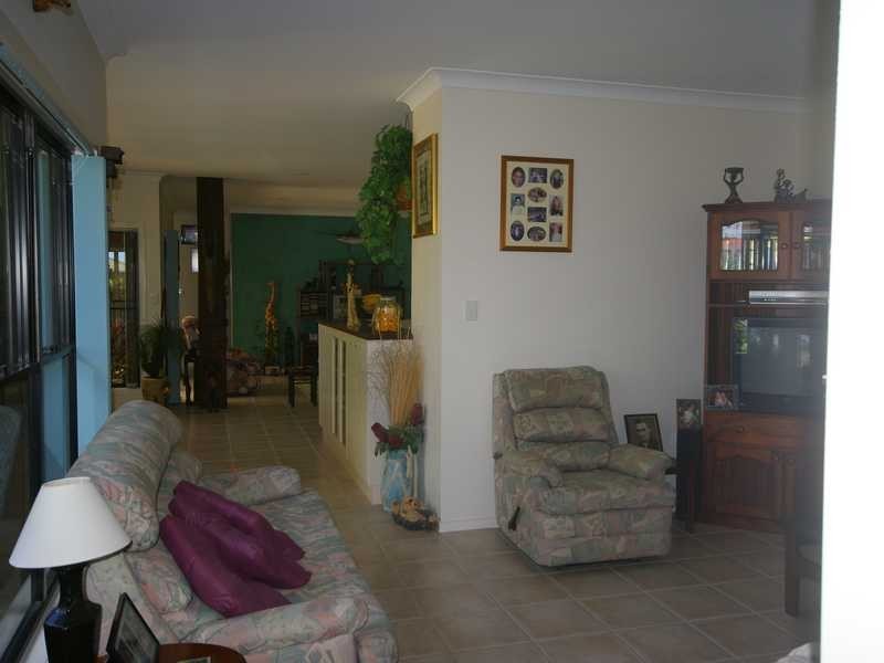 1 Swordfish Place, Banksia Beach QLD 4507