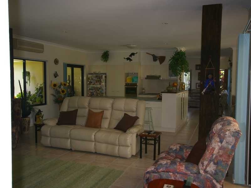 1 Swordfish Place, Banksia Beach QLD 4507