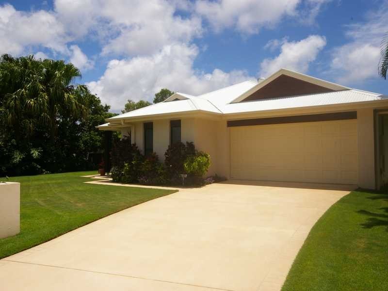 1 Swordfish Place, Banksia Beach QLD 4507