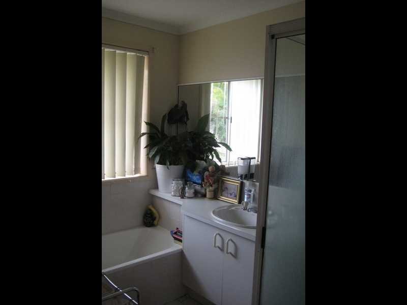 17 Nelson Street, Sandstone Point QLD 4511