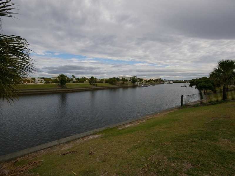 23 North Point, Banksia Beach QLD 4507