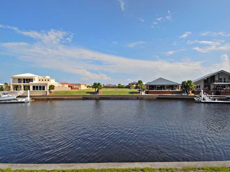 20 Raptor Parade, Banksia Beach QLD 4507