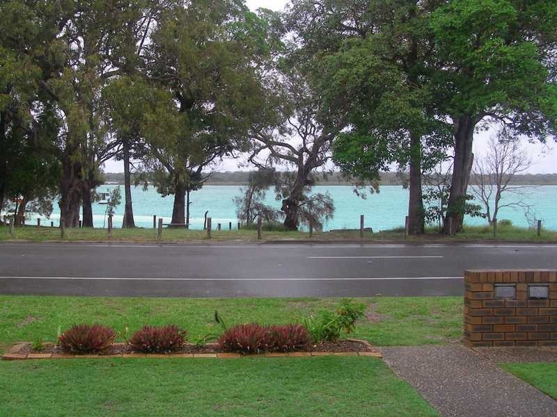 Unit 2/145 Sylvan Beach Esplanade, Bellara QLD 4507