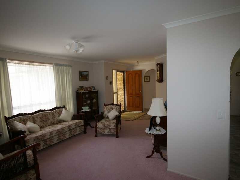 39 Coolgarra Avenue, Bongaree QLD 4507