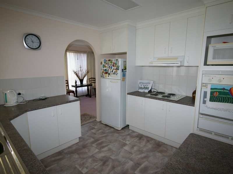 39 Coolgarra Avenue, Bongaree QLD 4507
