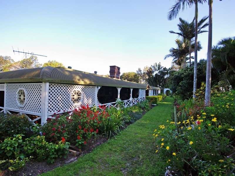 8 Aylward Road, Ningi QLD 4511