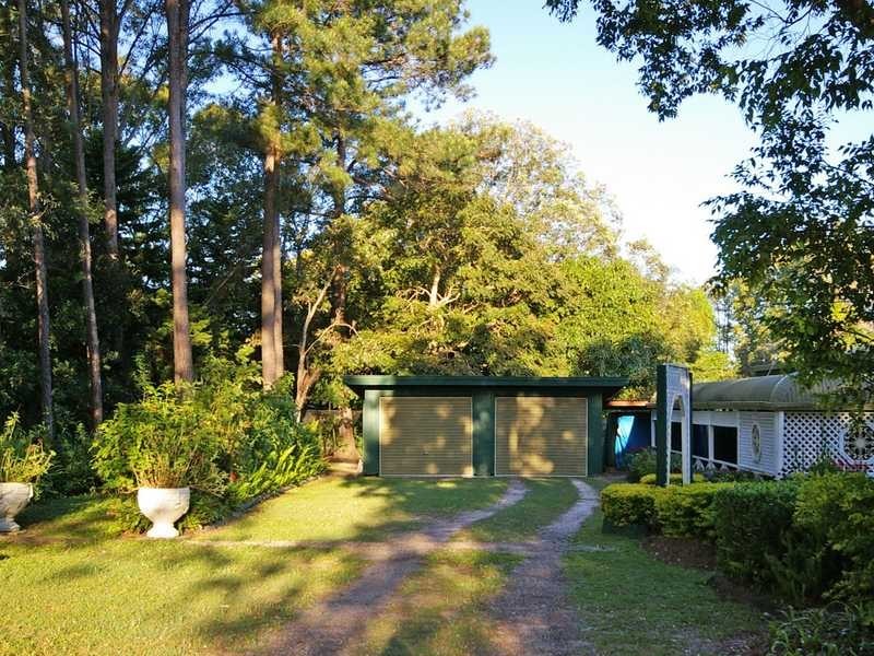 8 Aylward Road, Ningi QLD 4511