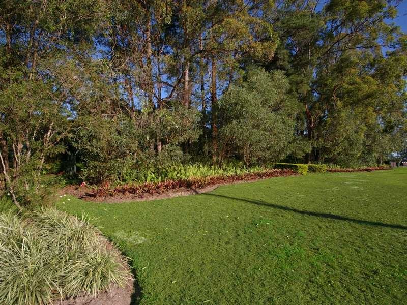 8 Aylward Road, Ningi QLD 4511
