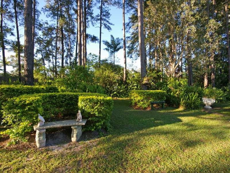 8 Aylward Road, Ningi QLD 4511