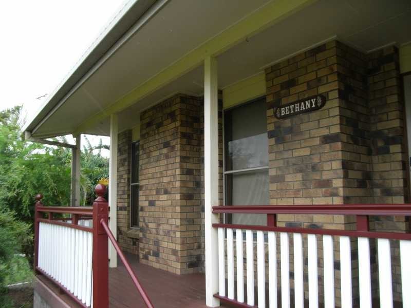 1 Trevor Street, Beachmere QLD 4510