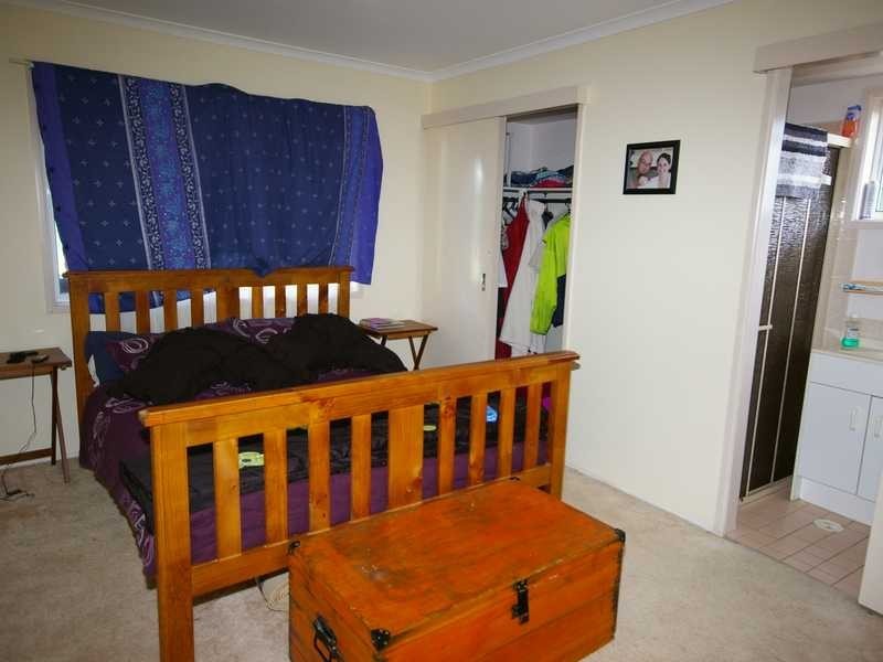 30 Patrick Street, Beachmere QLD 4510