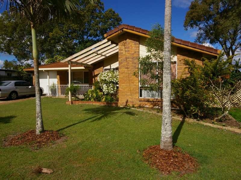 30 Patrick Street, Beachmere QLD 4510