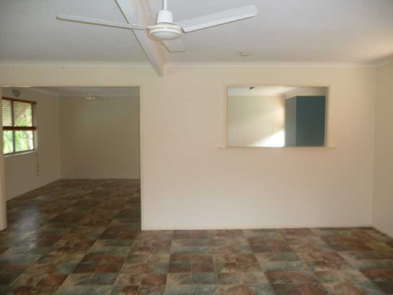 24 Whiting Street, Beachmere QLD 4510