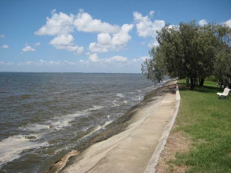 95 Biggs Avenue, Beachmere QLD 4510