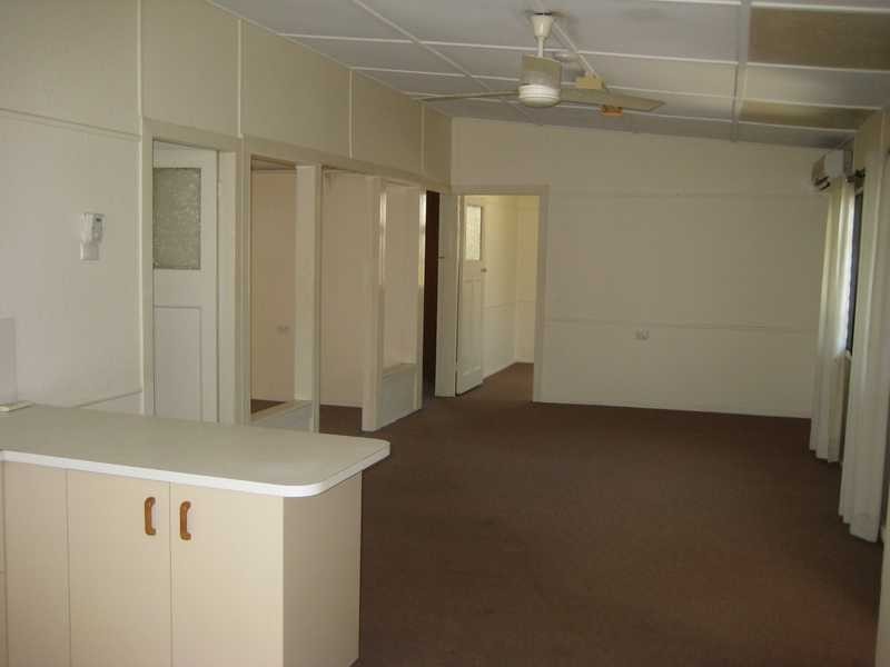 95 Biggs Avenue, Beachmere QLD 4510