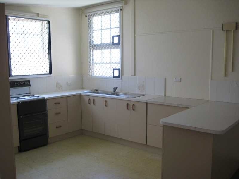 95 Biggs Avenue, Beachmere QLD 4510