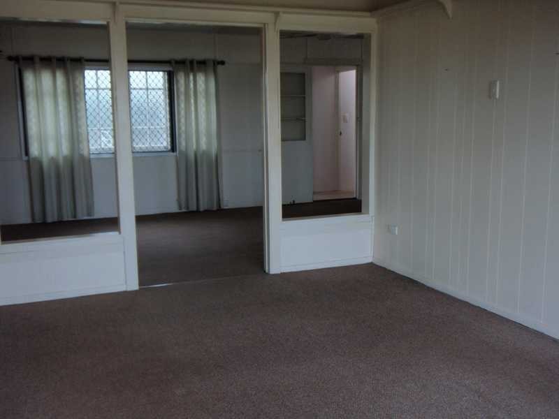 95 Biggs Avenue, Beachmere QLD 4510