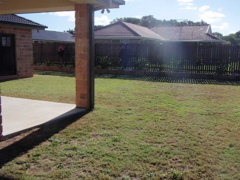 17 Apollo Crescent, Beachmere QLD 4510