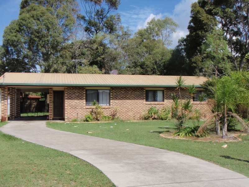 21 Moatah Drive, Beachmere QLD 4510