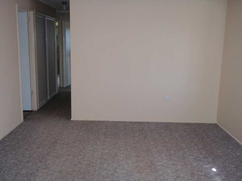 21 Moatah Drive, Beachmere QLD 4510