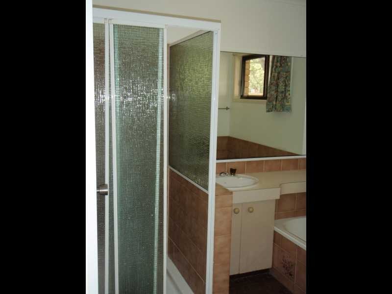 21 Moatah Drive, Beachmere QLD 4510