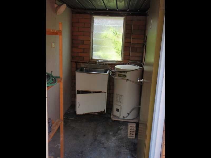 Unit 2/64 Coronation Avenue, Beachmere QLD 4510