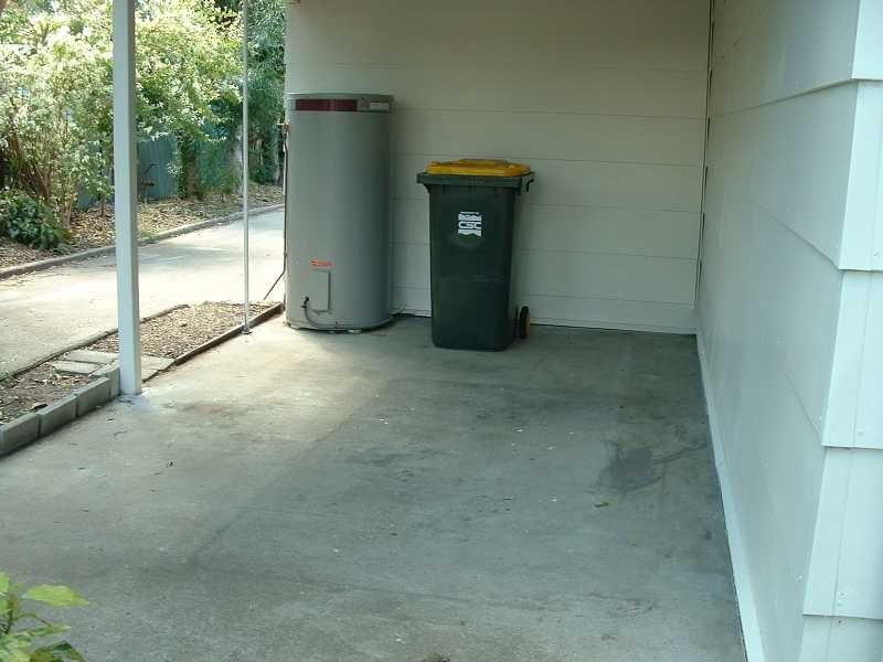 127 Bishop Rd, Beachmere QLD 4510