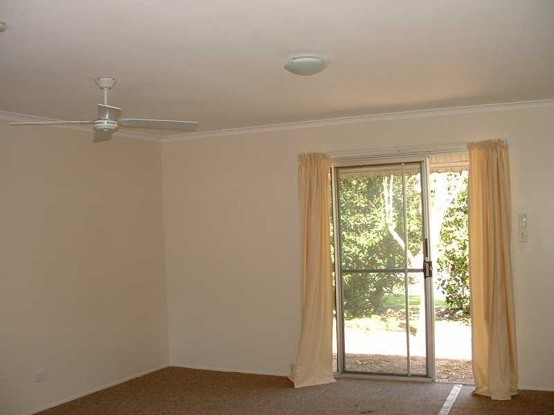 127 Bishop Rd, Beachmere QLD 4510