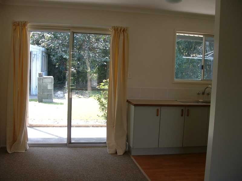 127 Bishop Rd, Beachmere QLD 4510