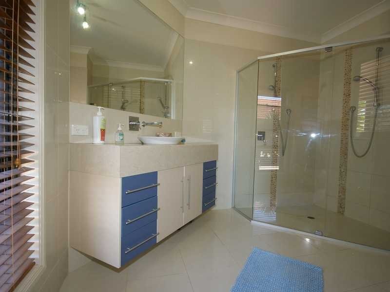 3 Wistari Way, Beachmere QLD 4510