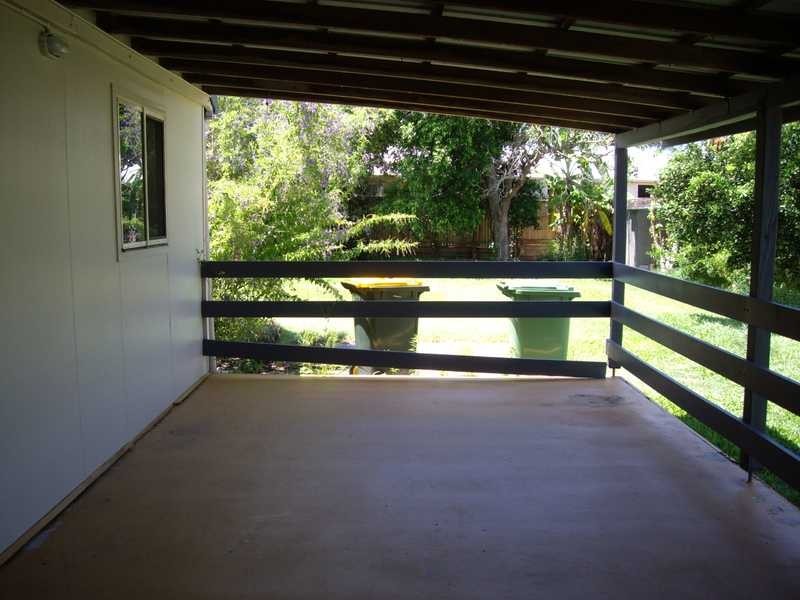 9 Prince Street, Beachmere QLD 4510