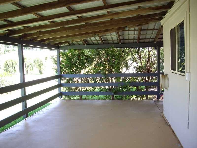 9 Prince Street, Beachmere QLD 4510