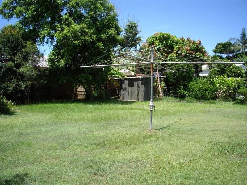 9 Prince Street, Beachmere QLD 4510