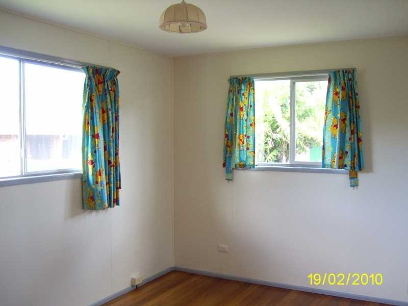 28 Whiting Street, Beachmere QLD 4510