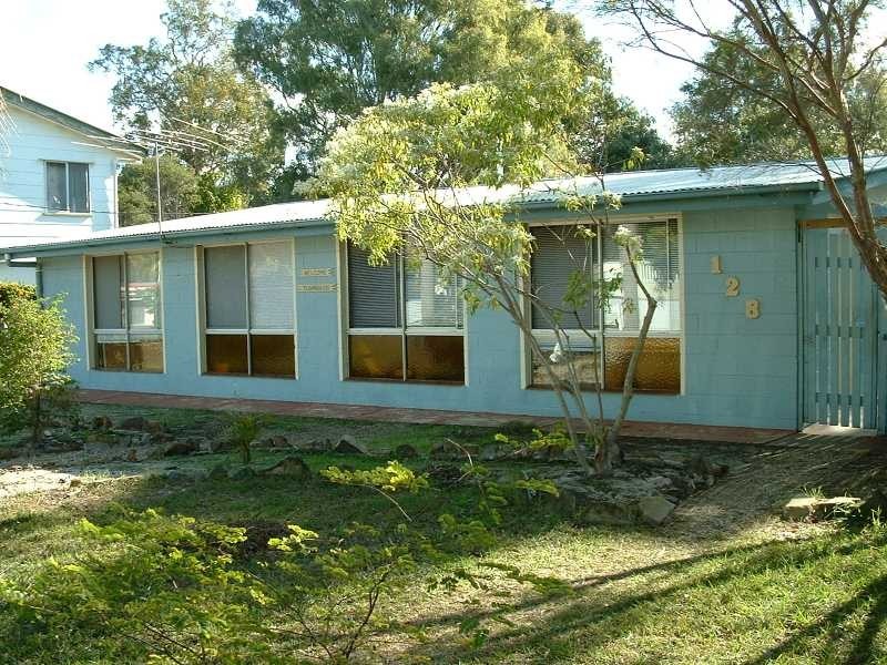 128 Moreton Terrace, Beachmere QLD 4510