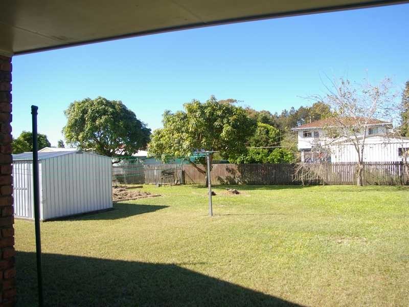 131 Bishop Road, Beachmere QLD 4510