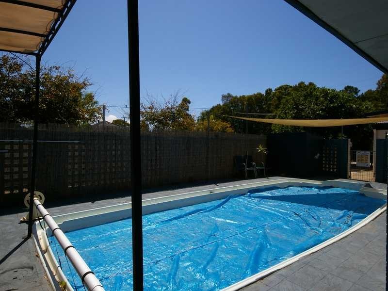 2 Gibson Street, Beachmere QLD 4510